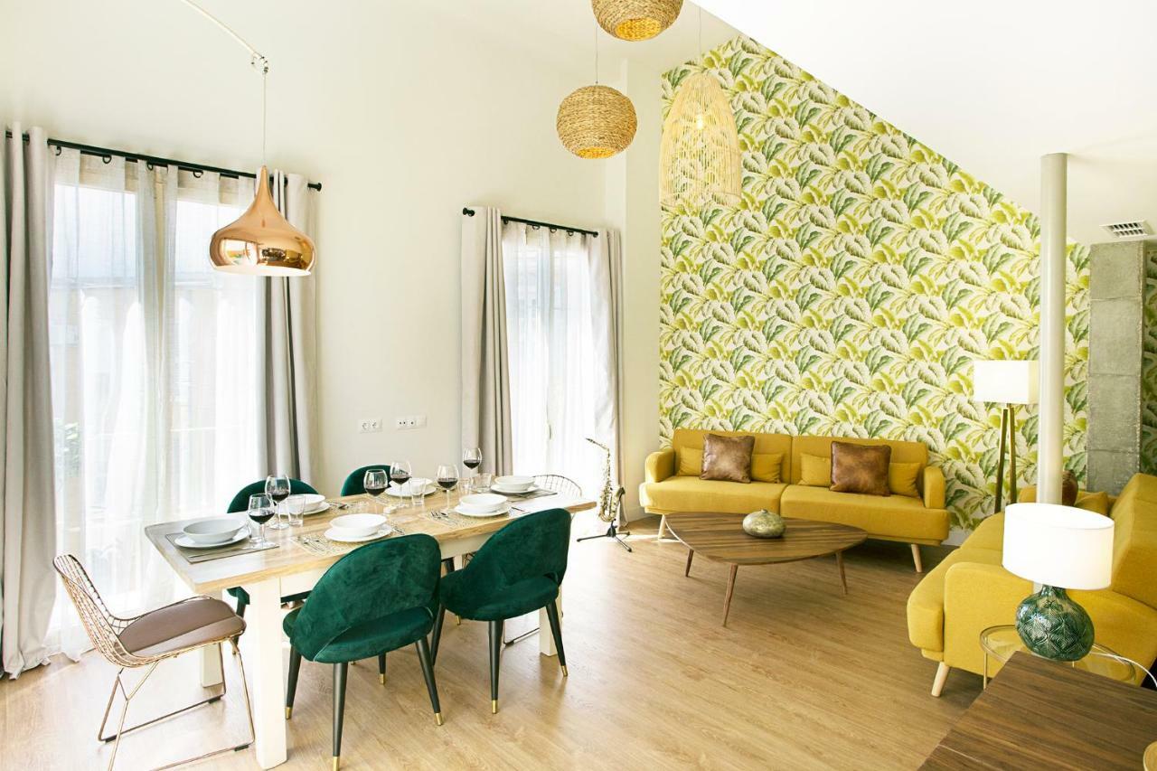 Graffiti Apartment *